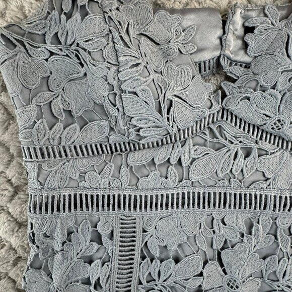 Bardot Botanical Lace Overlay knee‎ dress Size 8 100% Polyester Dusty Blue - Picture 12 of 13